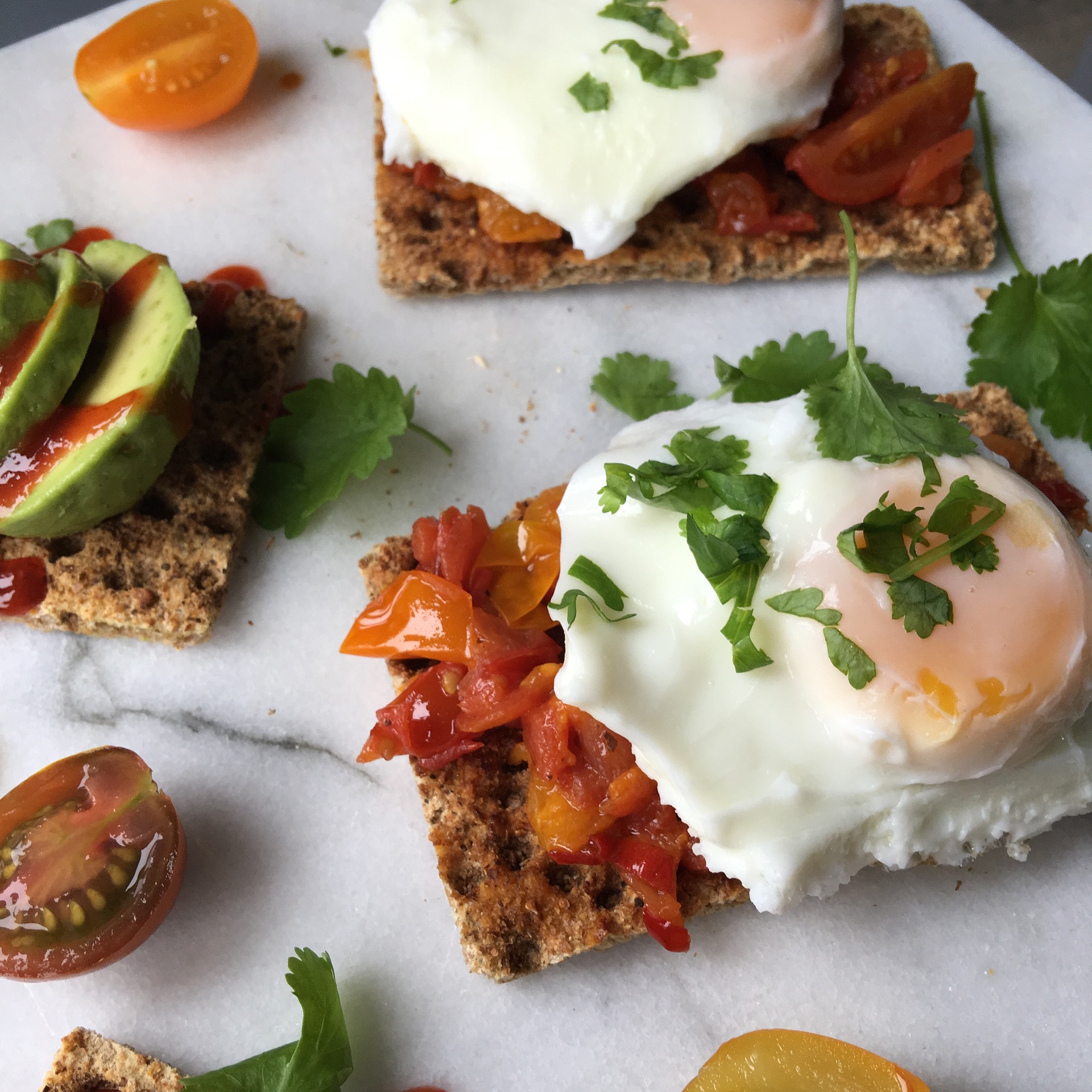 Poached egg on crackerbread