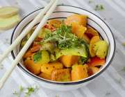 Bowl of dry-spiced vegetable curry